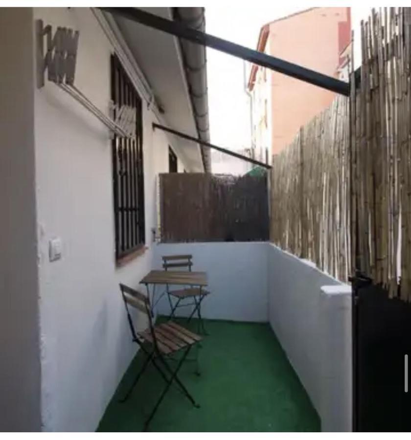 Bonito Estudio Con Terraza Madrid Luaran gambar